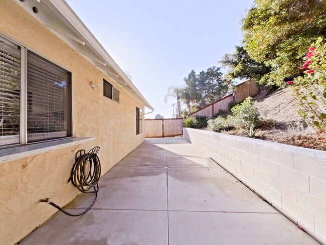 Building Photo - Super Cute 2-Bedroom Home in Capo Beach