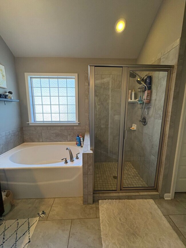 Building Photo - Woodland Creek Rental