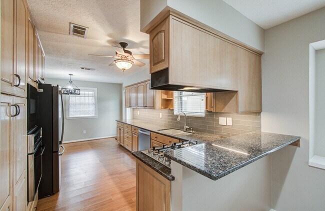 Building Photo - 5710 Verdome Ln