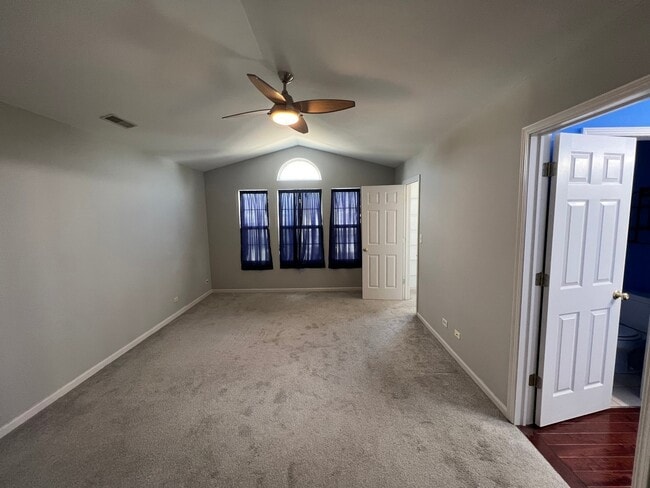 Building Photo - 6924 Clearwater Dr
