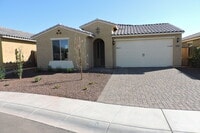 Building Photo - Newer 4 Bed, 2 Bath in Norterra