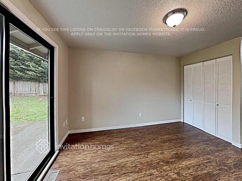 Building Photo - 8927 16th Pl SE