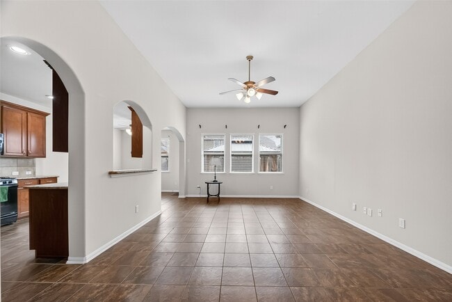 Building Photo - 4205 Graceland Dr