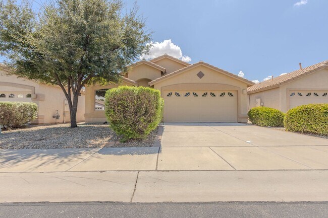 Building Photo - 4 Bedroom, 2 Bath