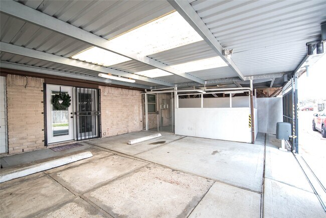 Building Photo - 7237 Cook Rd