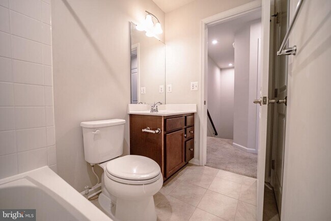 Building Photo - 9816 Cedarmass Cir