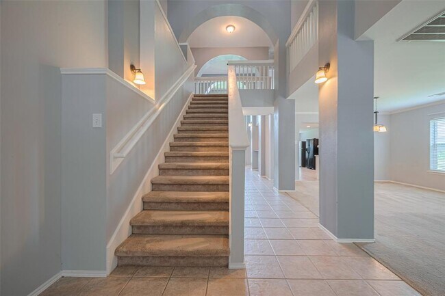 Building Photo - 3927 Flatwood Dr