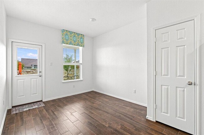 Building Photo - 100 Bennington Dr