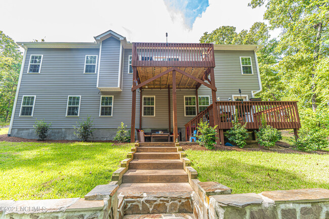 Building Photo - 55 Bridle Path Cir