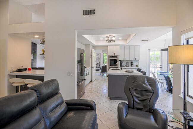 Building Photo - 74830 Waring Ct