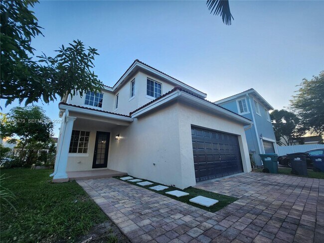 Building Photo - 13973 SW 276th Way