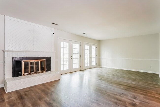 Building Photo - 6413 Andsley Dr