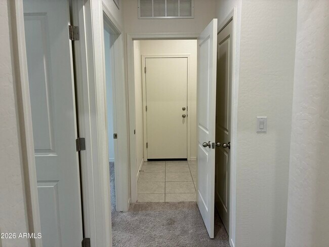 Building Photo - 20109 W Palo Verde Dr