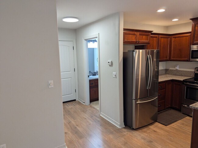 Building Photo - 407-409 Madrona Ave SE