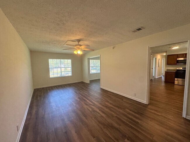 Building Photo - Fall Into Savings – Rent Reduced & ½ Off Y...