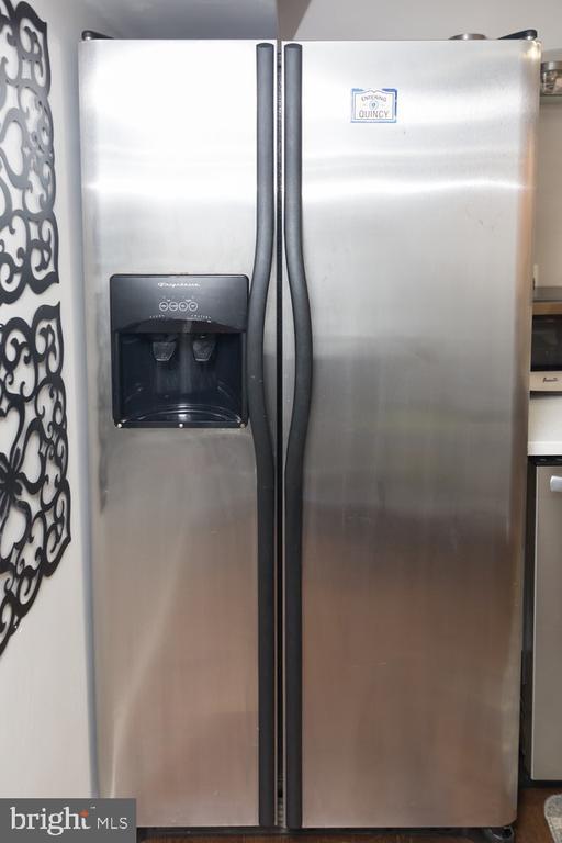 Building Photo - 1133 Morse St NE