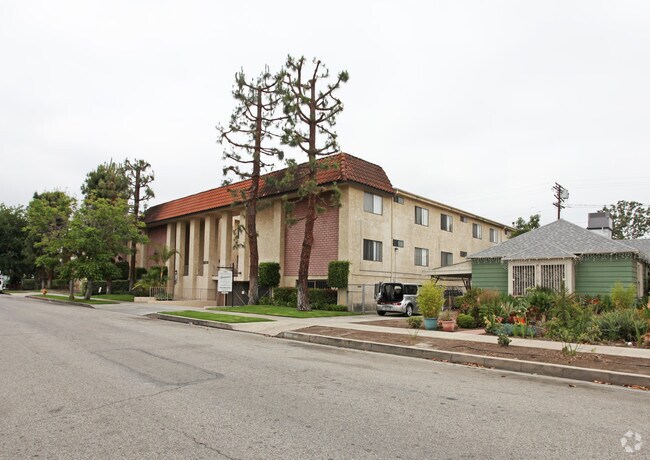 Primary Photo - Agnes Apartments
