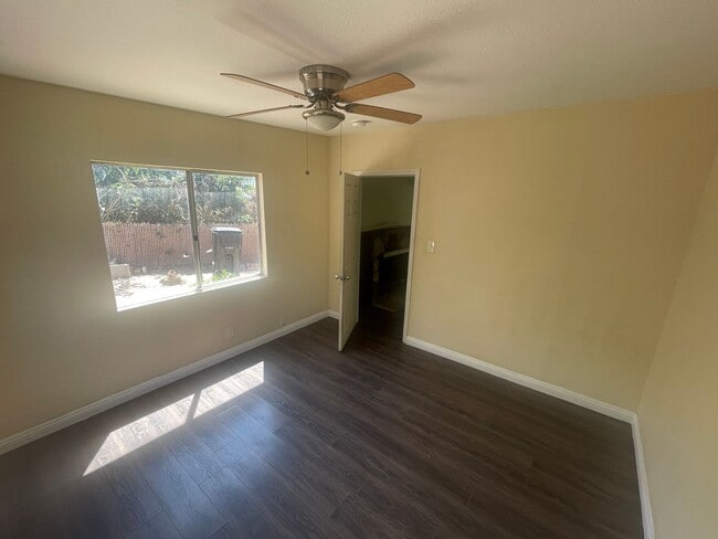 Building Photo - 2 rooms 1 bath house for rent in South San Diego