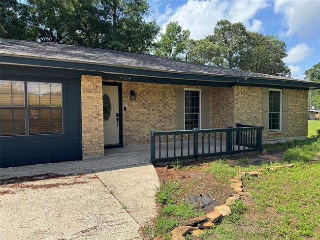 Building Photo - 624 Morrison Dr