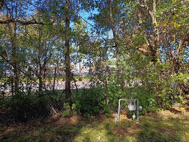 Building Photo - 5617 Malmedy Rd