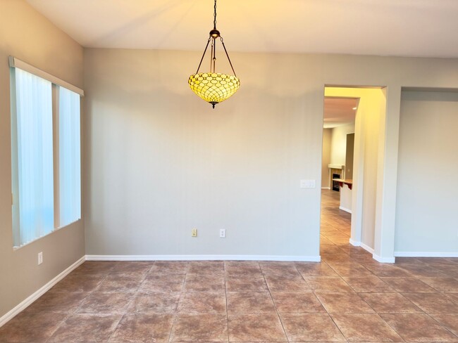 Building Photo - CHARLESTON MODEL W/ 2 BEDROOMS, DEN, 3 BAT...