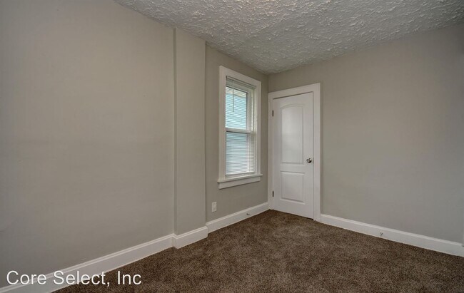 Building Photo - 693-695 Frebis Ave