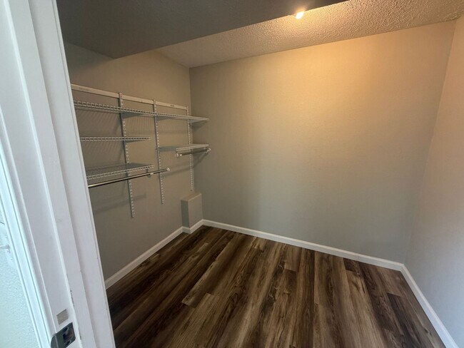 Building Photo - 24590 True Dr