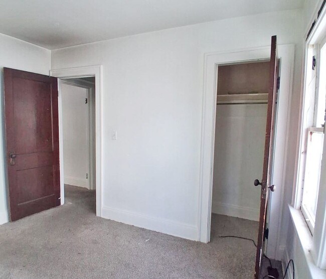 Building Photo - 4772 E 90th St