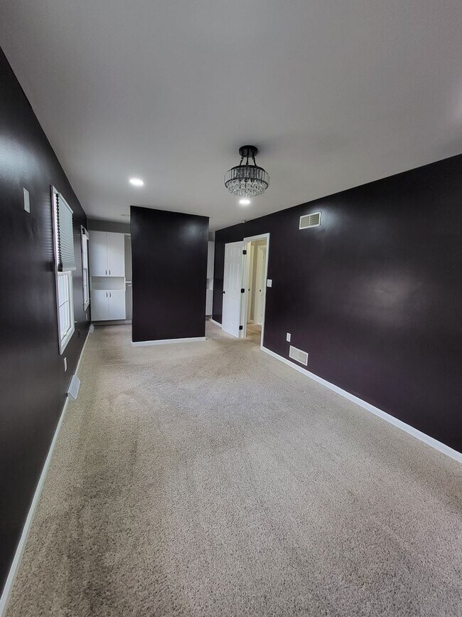 Building Photo - 3 Bedroom Townhome in Lititz