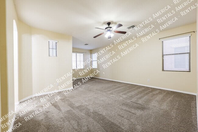 Building Photo - 4337 W Powell Dr