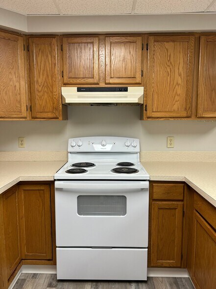 Building Photo - 153 W Seneca St