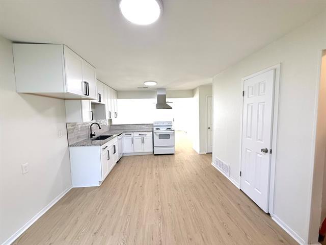 Building Photo - 1401 Arvel Cir