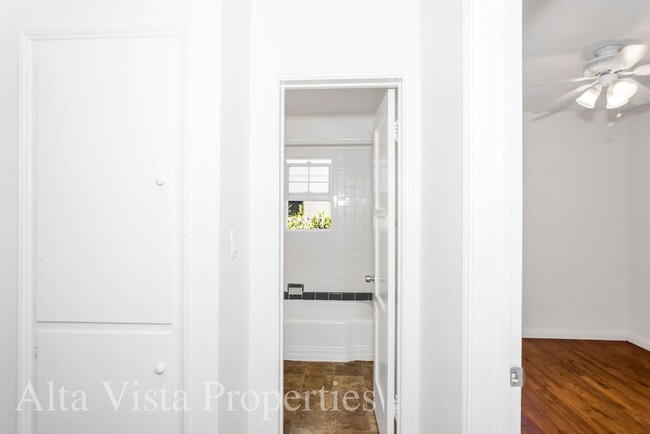 Building Photo - Great two bedroom, one bath beach bungalow...