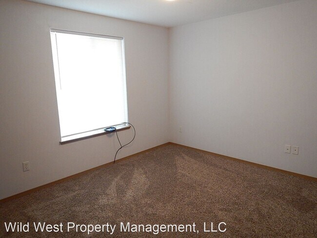 Building Photo - 3 br, 2 bath House - 5314 SE Jerry Drive