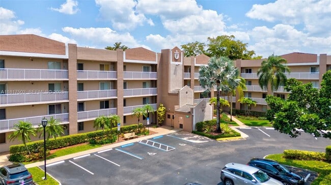 Building Photo - 7711 Trent Dr