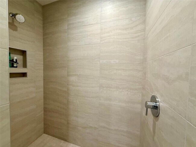 Building Photo - 301 Quay Cmn