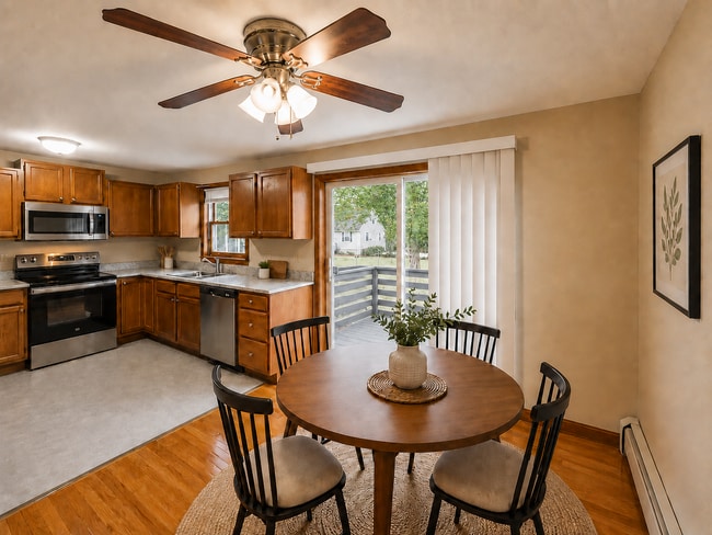 Interior Photo - Linwood