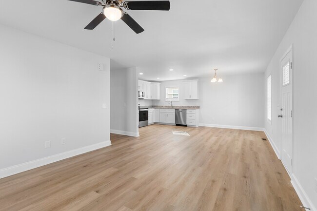 Building Photo - 427 N Caldwell St