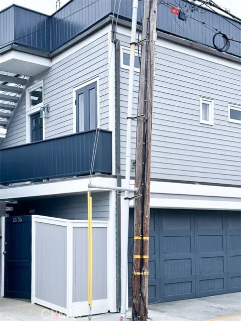 Building Photo - 120 34th St