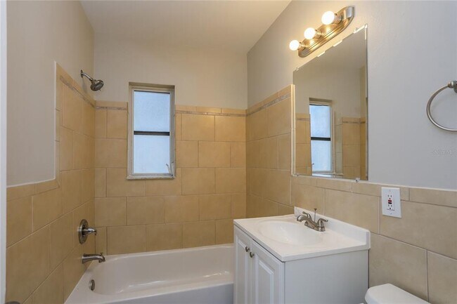 Building Photo - 2145 68th Ave S