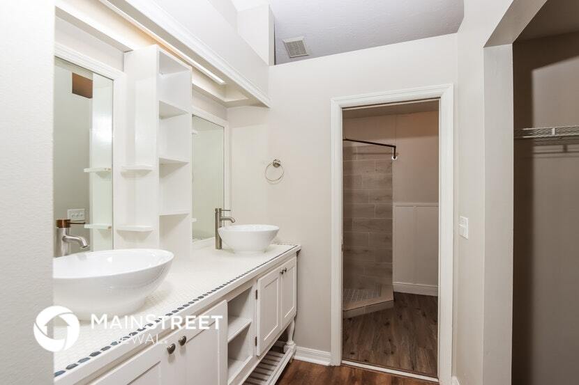 Building Photo - 110 Cardinal Dr