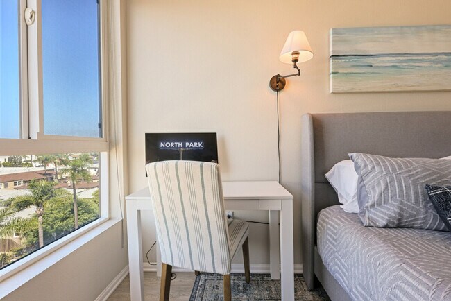 Building Photo - 4325 Ohio St