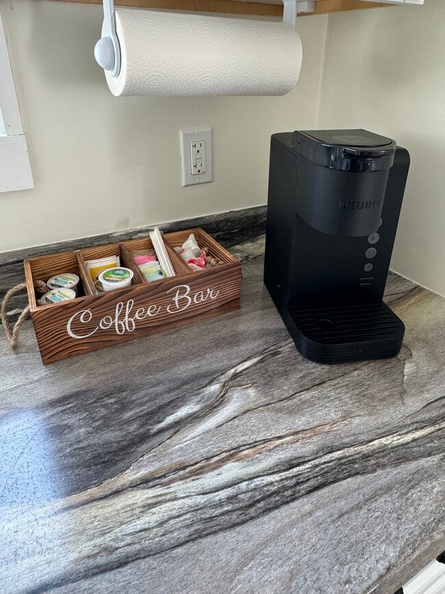 Building Photo - 11 Rapoza St