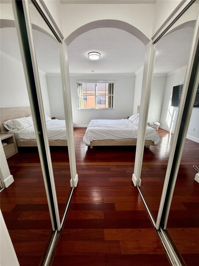 Building Photo - 8544 NW 140th Terrace