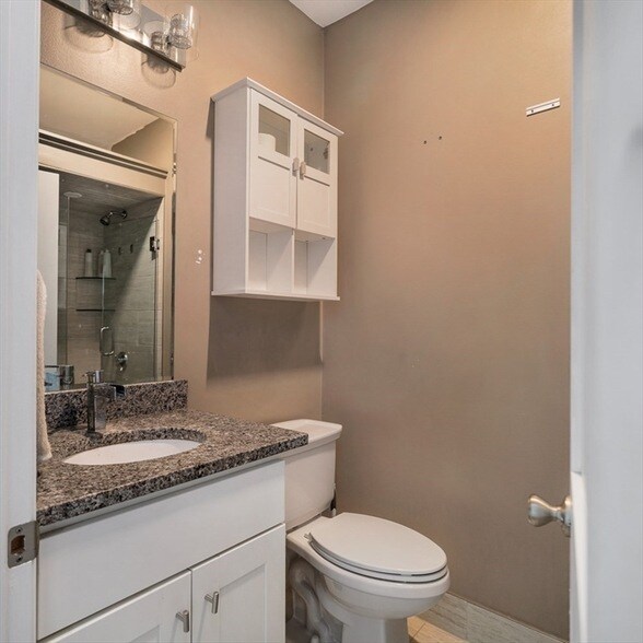 Building Photo - 188 North St