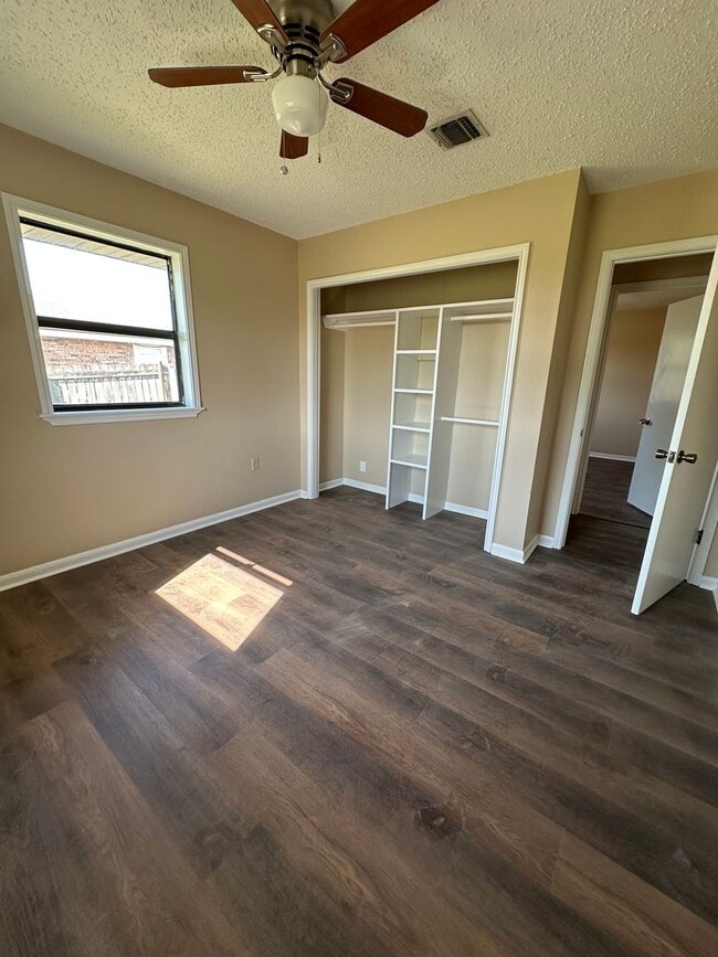 Building Photo - Newly renovated 3 bedroom 2 bath in East Houma