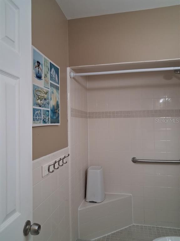 Building Photo - 4744 Azalea Dr