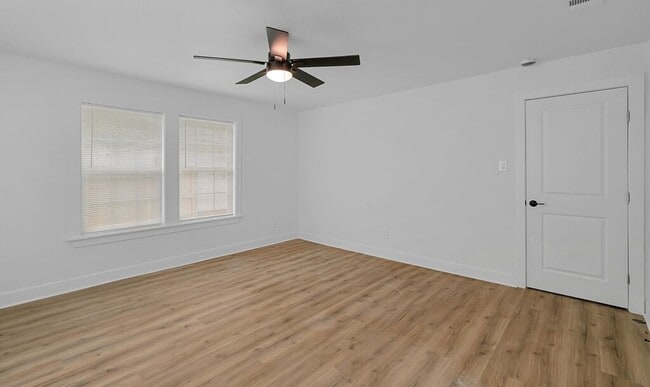 Building Photo - 2525 Cole Ave