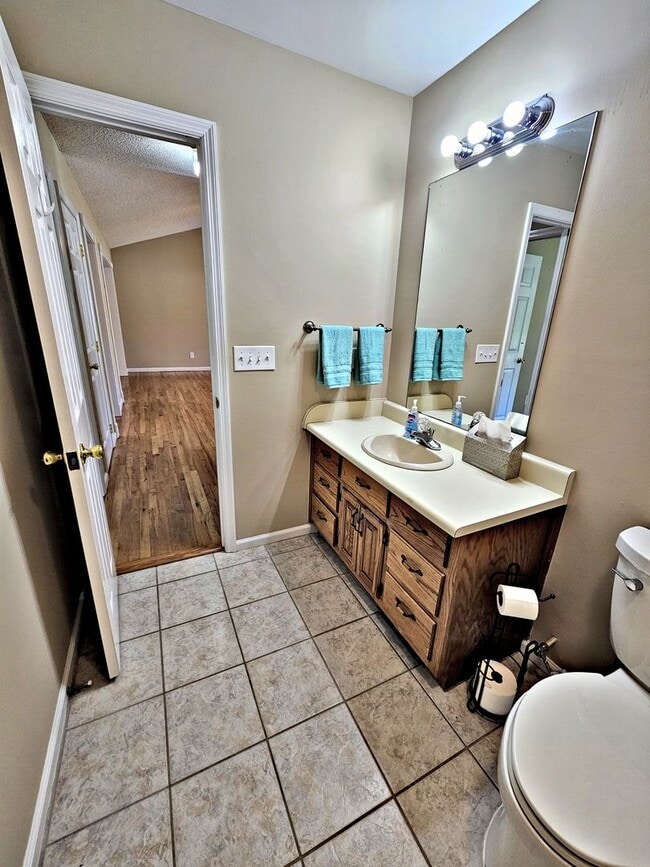 Building Photo - HOUSE FOR RENT - 4BR - Harvest