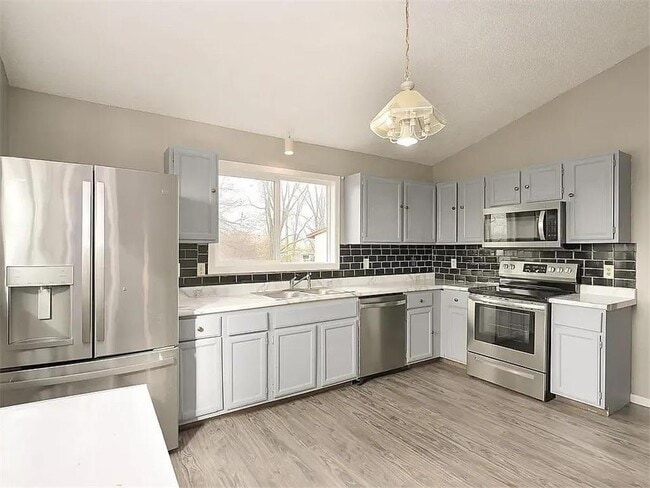 Building Photo - 1068 122nd Ave NW